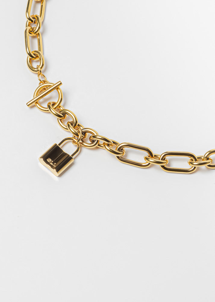 Collar Hestia Dorado