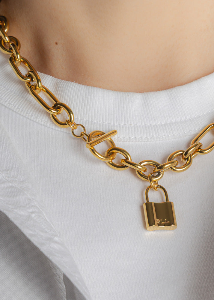 Collar Hestia Dorado