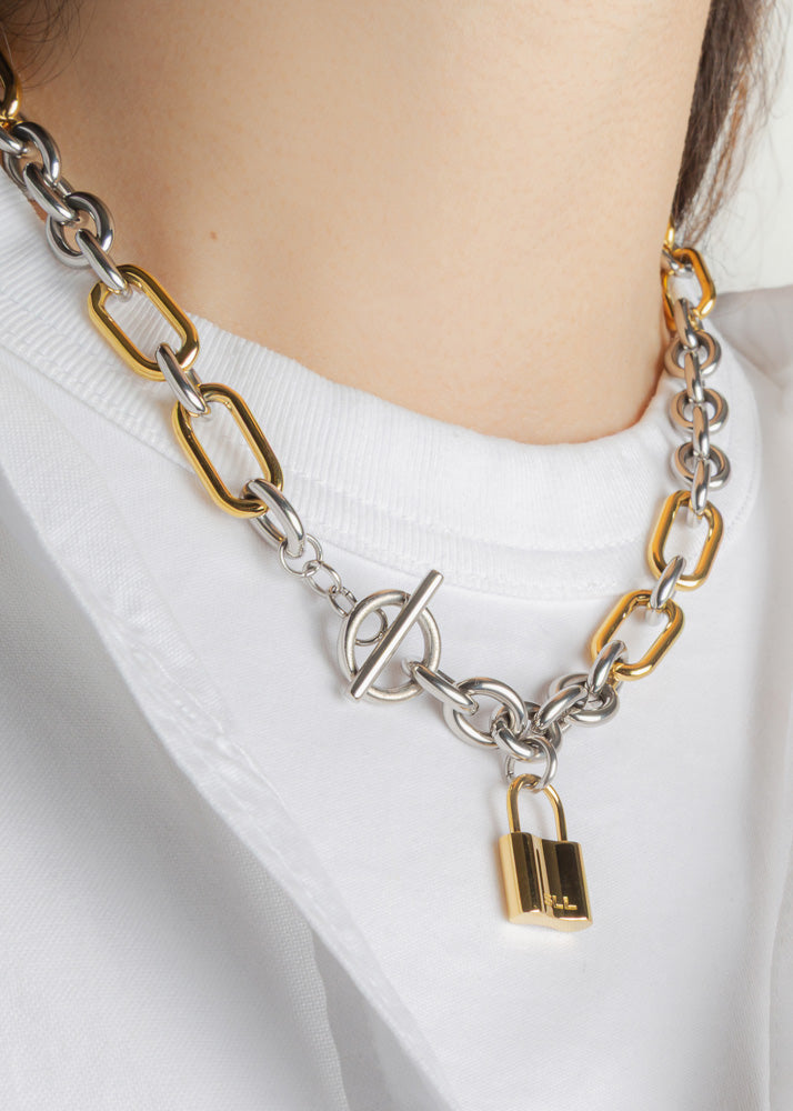 Collar Hestia Dorado Plateado
