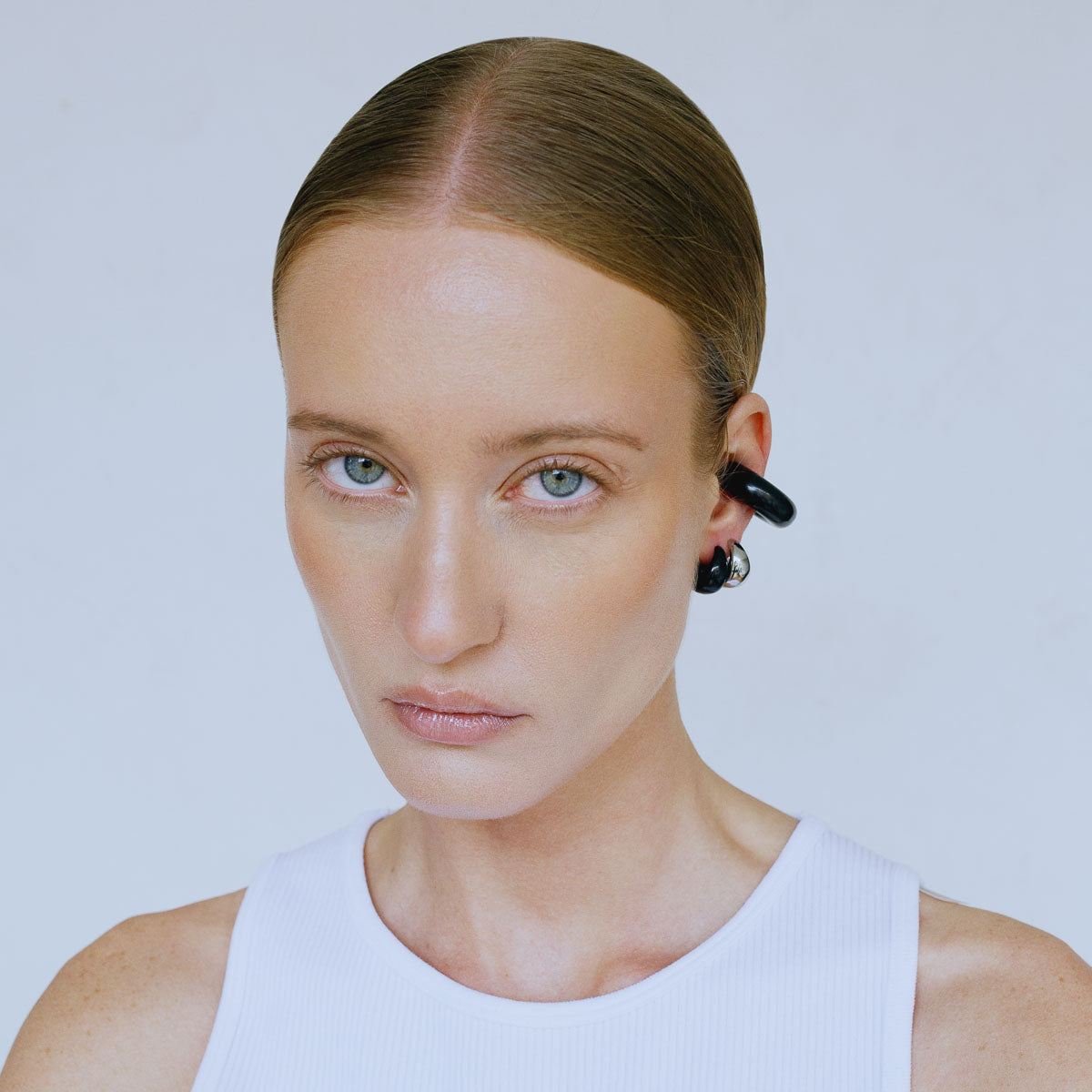 Roda Earcuff Negro