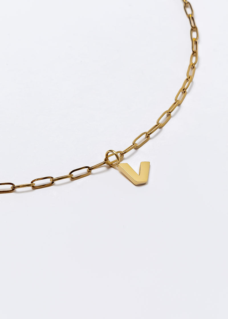 Dije Letra Dorado