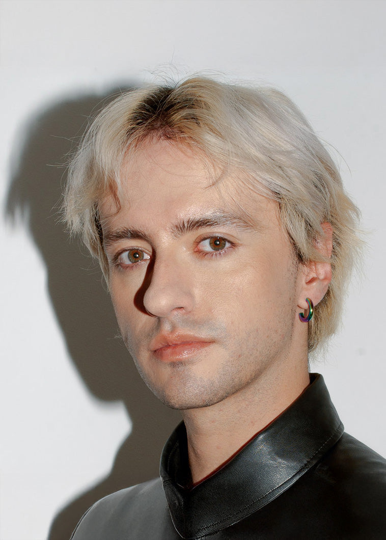 Poly Hoops Holographic