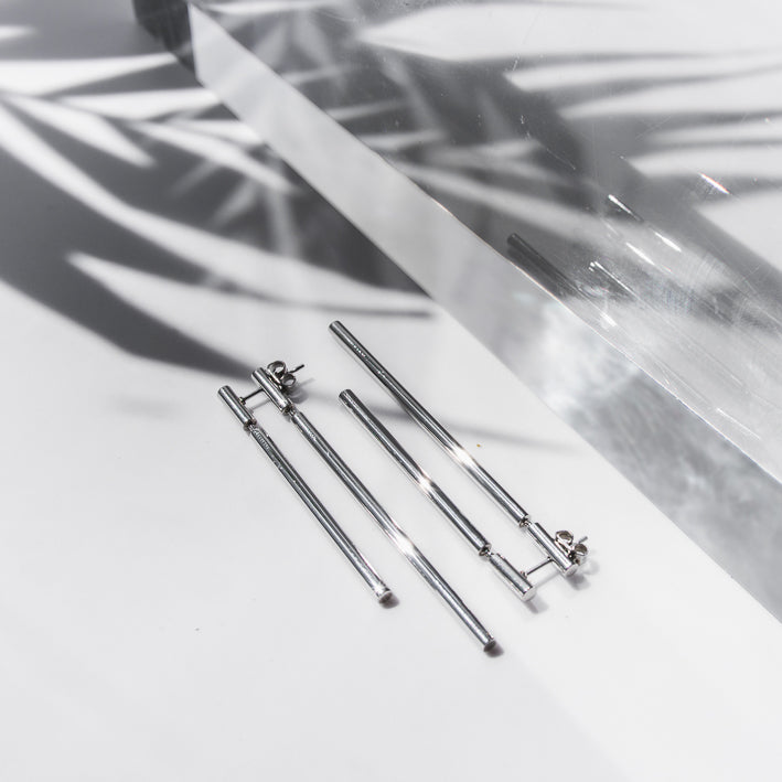 Aretes Ravdo Plateado